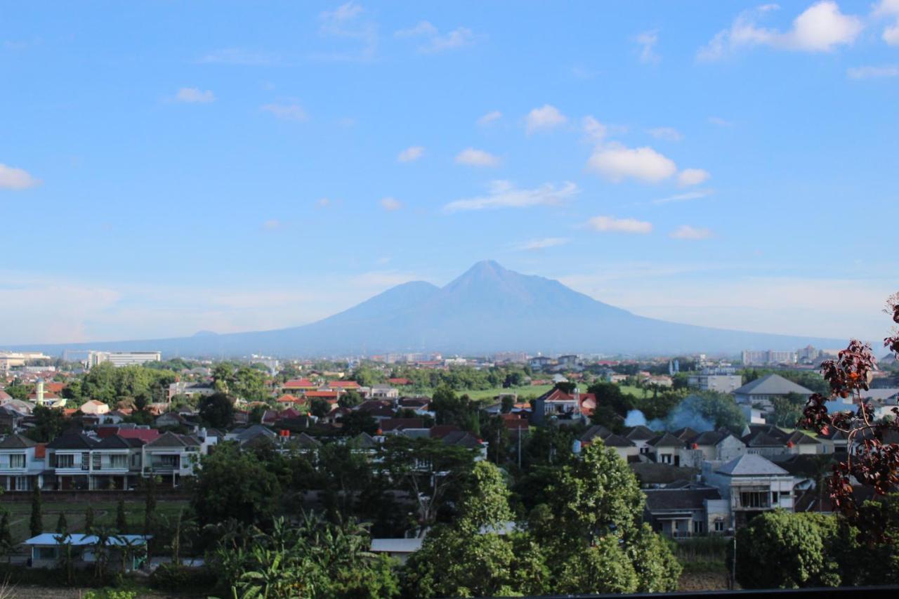 Grand Rohan Jogja Baturetno Exterior foto