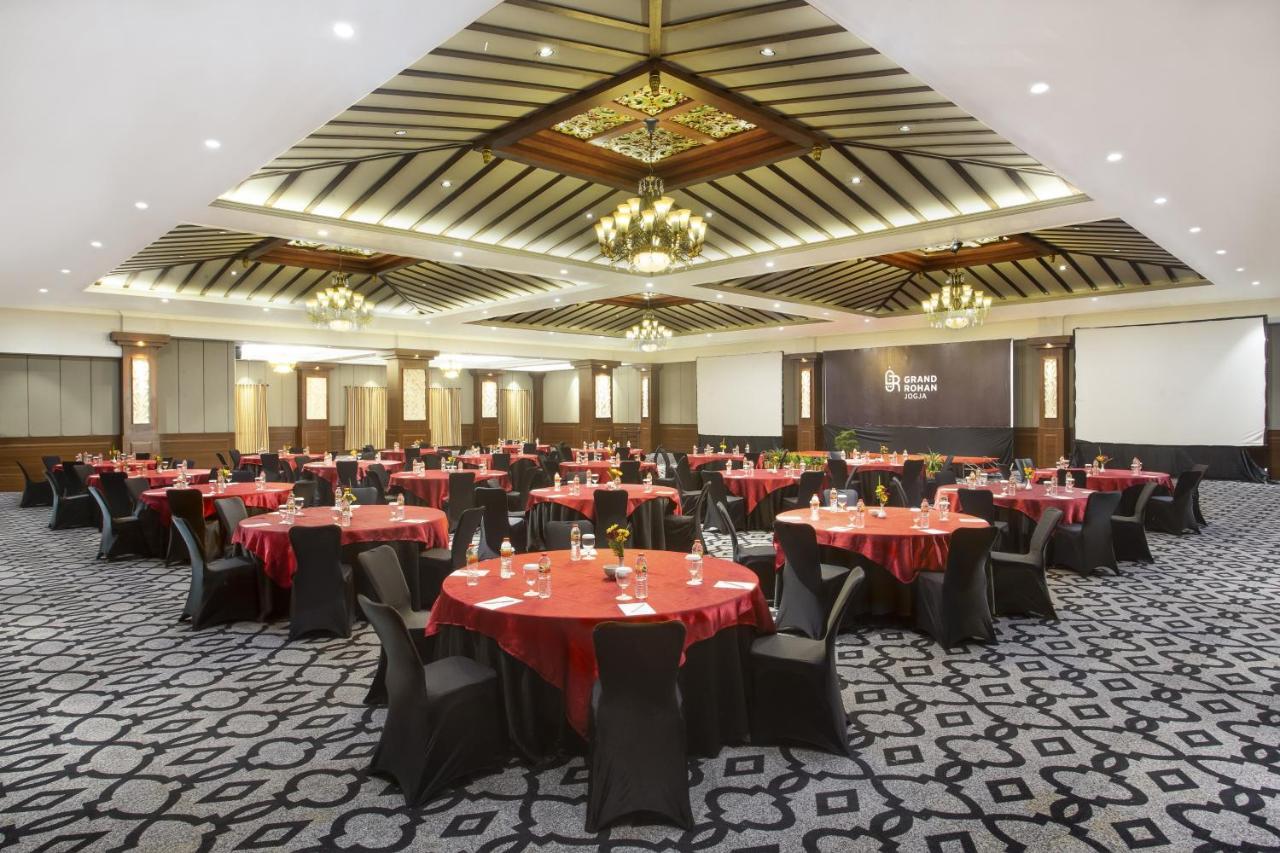 Grand Rohan Jogja Baturetno Exterior foto