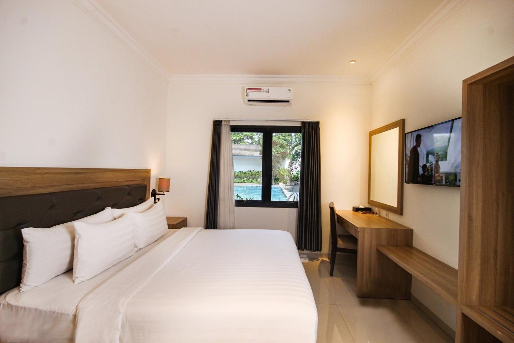 Grand Rohan Jogja Baturetno Exterior foto