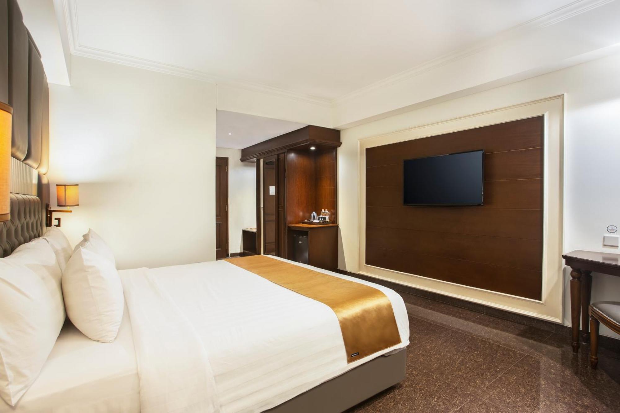 Grand Rohan Jogja Baturetno Exterior foto