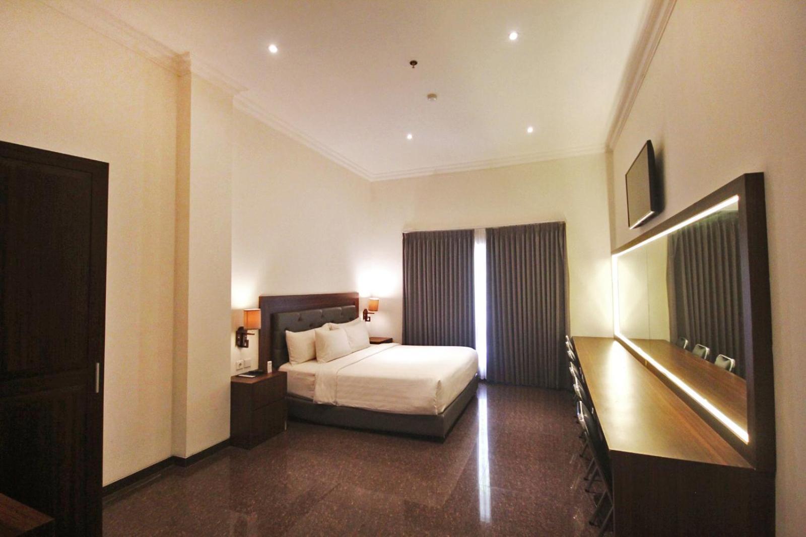 Grand Rohan Jogja Baturetno Exterior foto