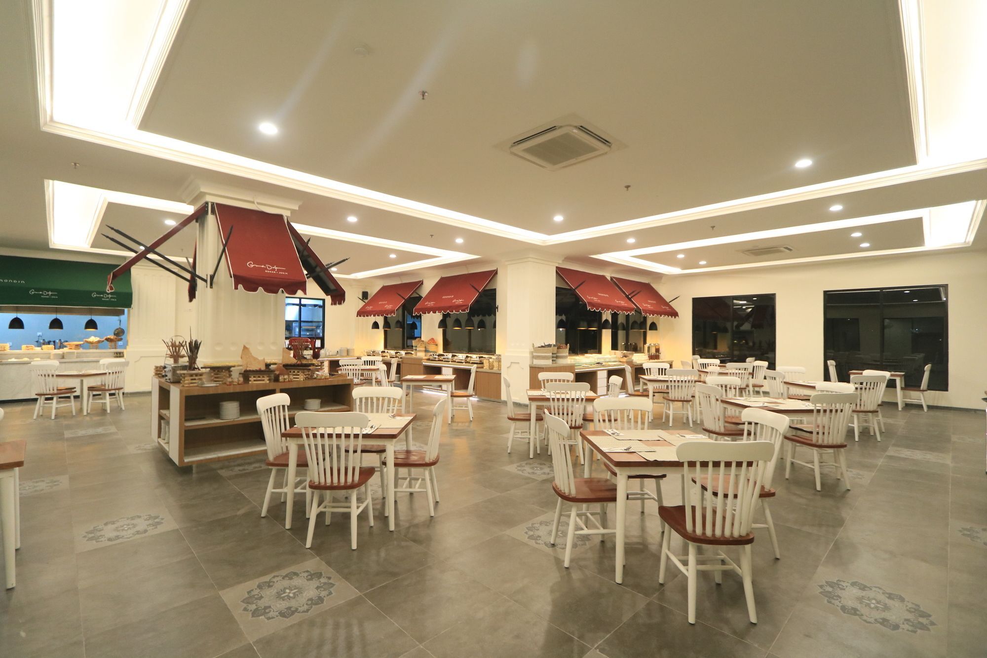 Grand Rohan Jogja Baturetno Exterior foto